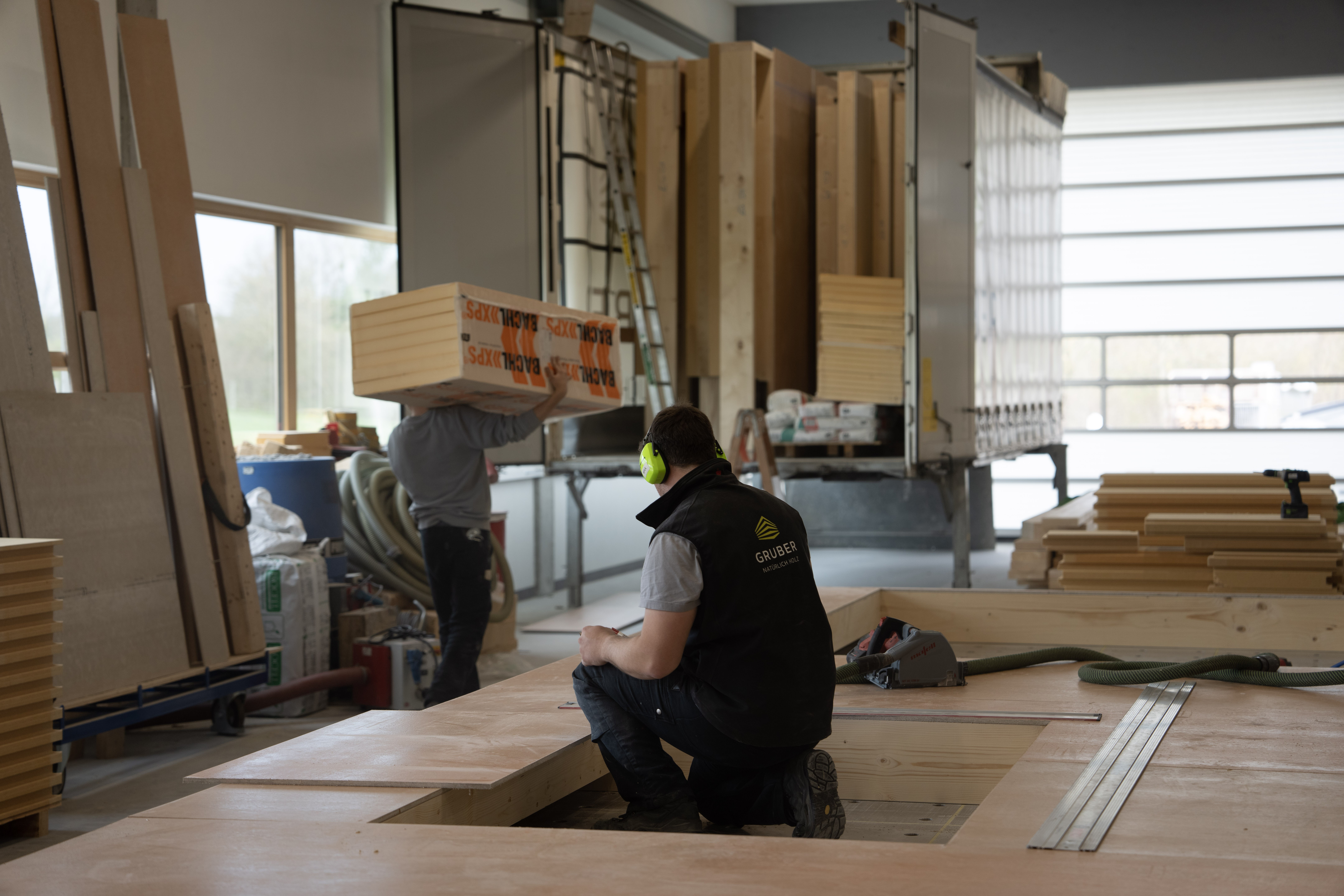 HolzbauGruber_Produktion_Wandbau