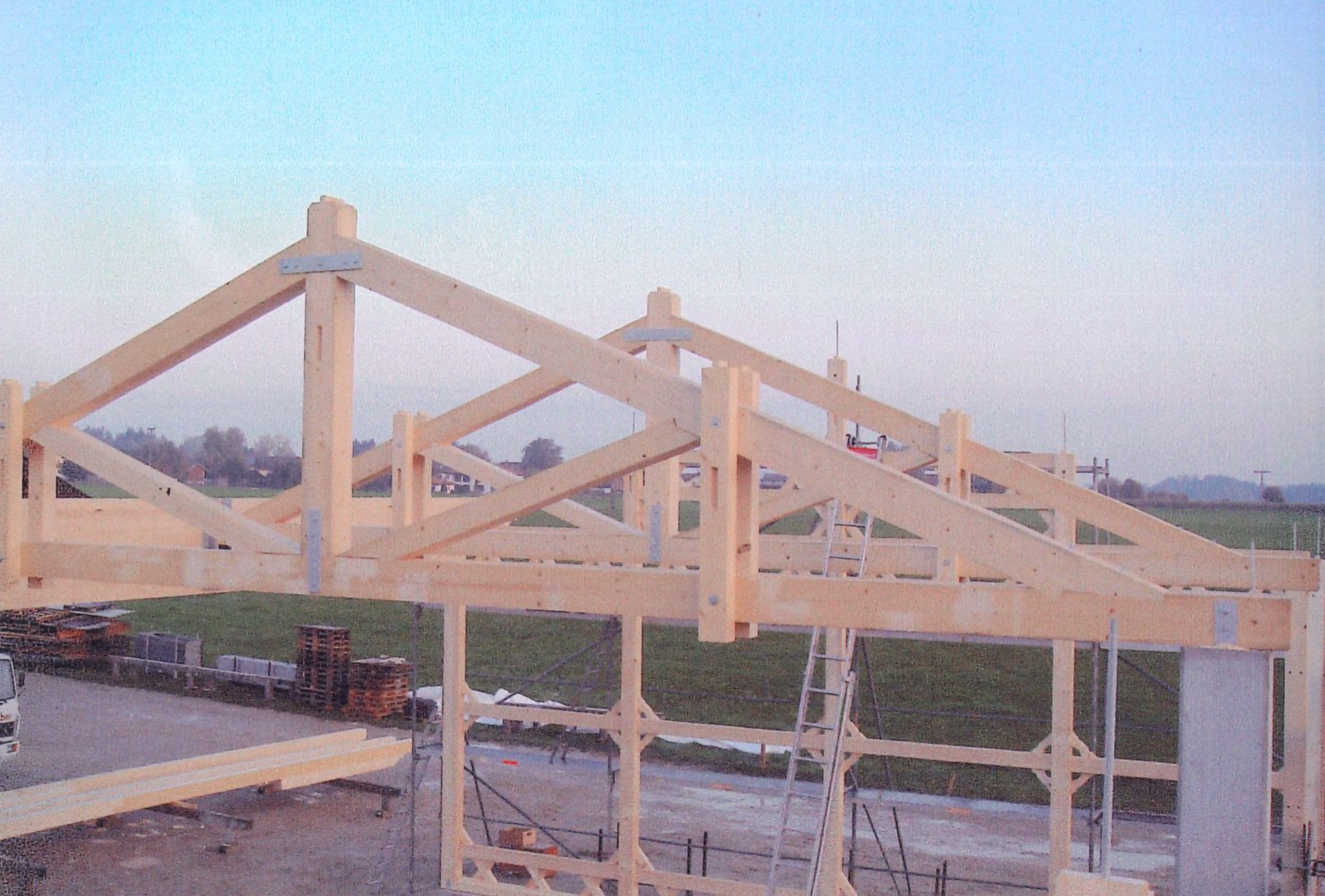 2007 Dachstuhl Holzlagerhalle 2007 Dachstuhl Holzlagerhalle