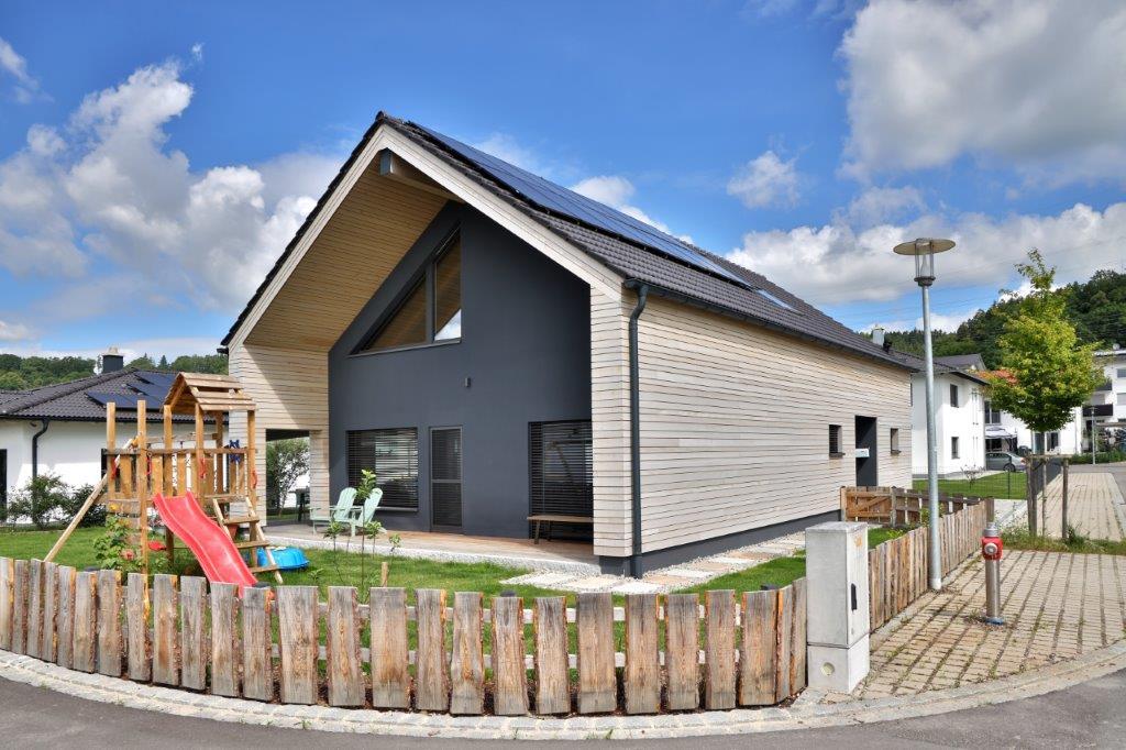 HolzbauGruber_Holzfassade_LandkreisSimbachamInn