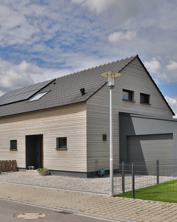 HolzbauGruber_Holzfassade_Niedrigenergiehaus_LandkreisSimbachamInn